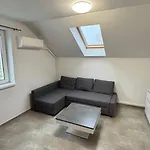 Camilla Apartment *