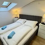 Camilla Apartment *